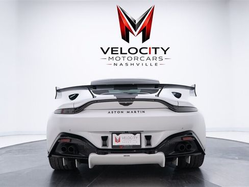Used 2023 Aston Martin V8 Vantage Coupe RWD image 19