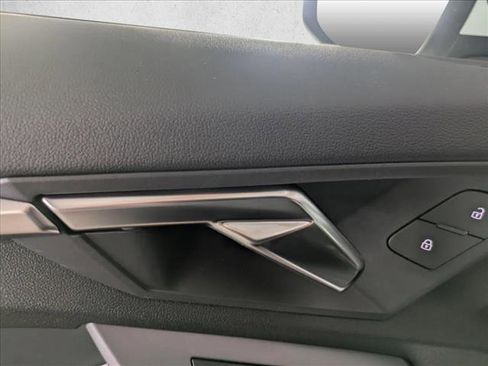 Used 2025 Audi A3 2.0T Premium w/ Convenience Package image 10