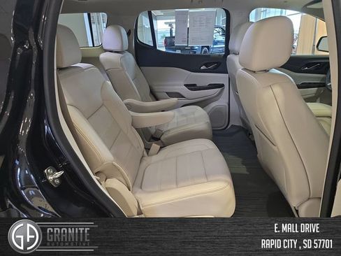 Used 2023 GMC Acadia Denali w/ Denali Technology Package AWD/4WD image 42
