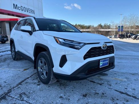 New 2025 Toyota RAV4 XLE image 11