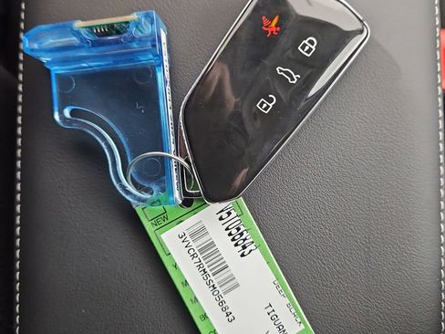 New 2025 Volkswagen Tiguan S image 28