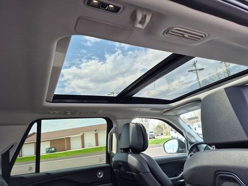 New 2026 Lincoln Navigator L Reserve AWD/4WD image 21