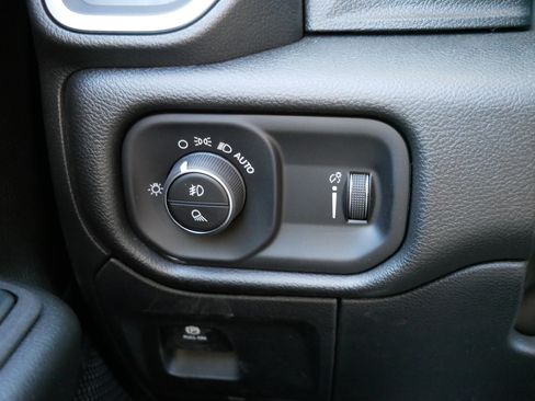 New 2026 RAM 1500 Big Horn AWD/4WD image 18