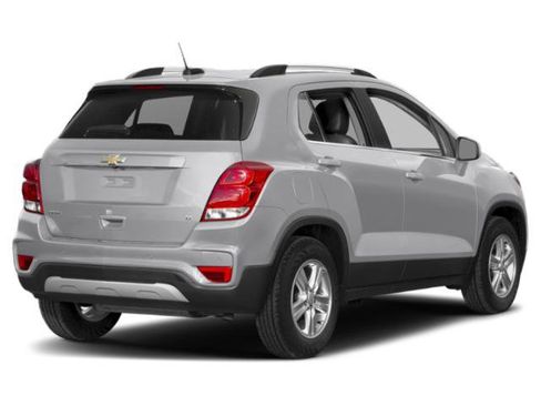 Used 2019 Chevrolet Trax LT w/ Redline Edition AWD/4WD image 2