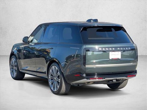 Certified 2025 Land Rover Range Rover SE AWD/4WD image 8