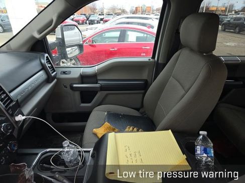 Used 2021 Ford F250 XLT w/ XLT Premium Package image 11