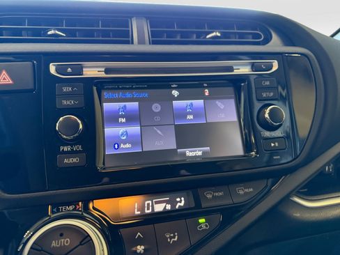 Used 2015 Toyota Prius C Two FWD image 21