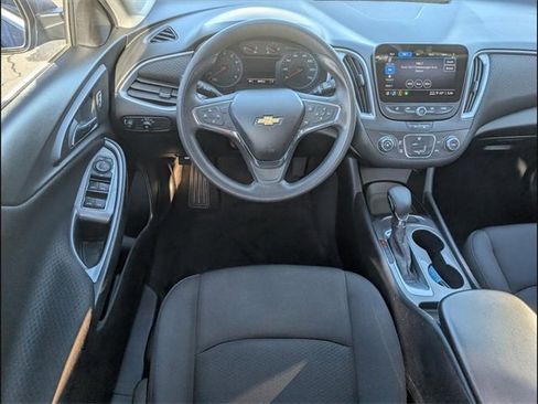 Used 2021 Chevrolet Malibu LS image 8