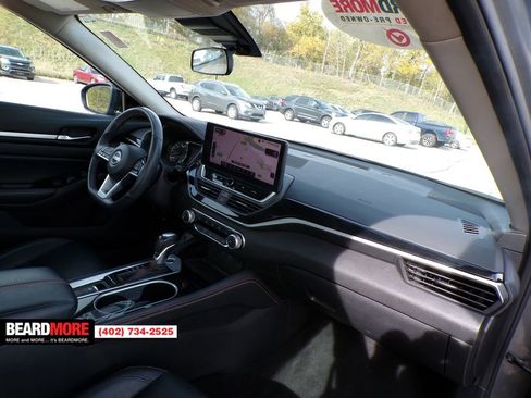 Used 2024 Nissan Altima 2.5 SR w/ SR Premium Package image 27