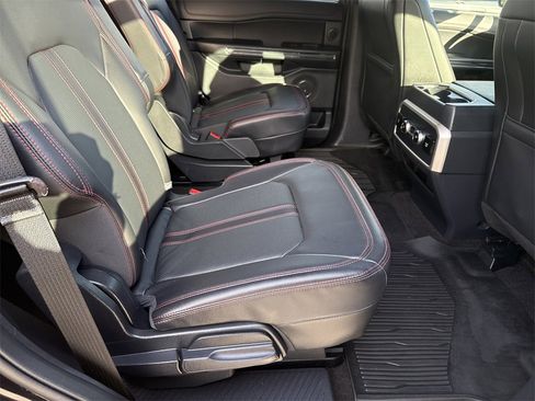 Used 2023 Ford Expedition Limited image 15