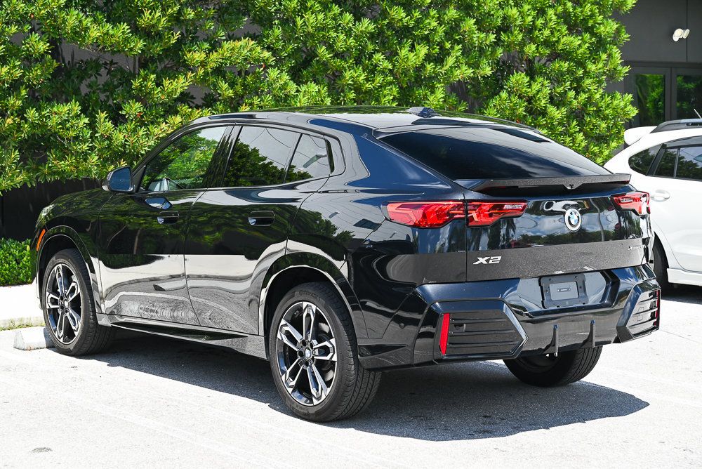 Used 2026 BMW X2 xDrive28i AWD/4WD image 6