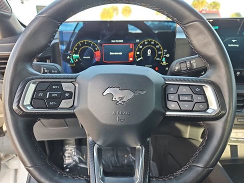 Used 2024 Ford Mustang Convertible image 17