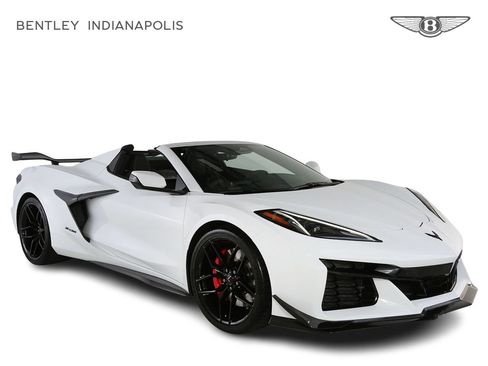 Used 2025 Chevrolet Corvette Z06 RWD image 1