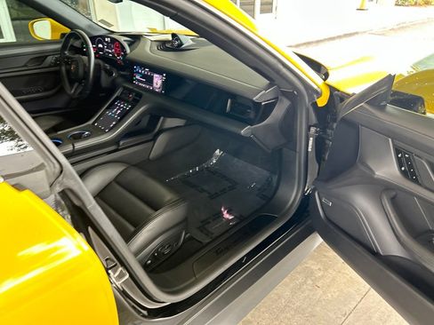 Used 2020 Porsche Taycan 4S AWD/4WD image 25