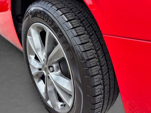 Used 2020 Dodge Challenger SXT AWD/4WD image 53