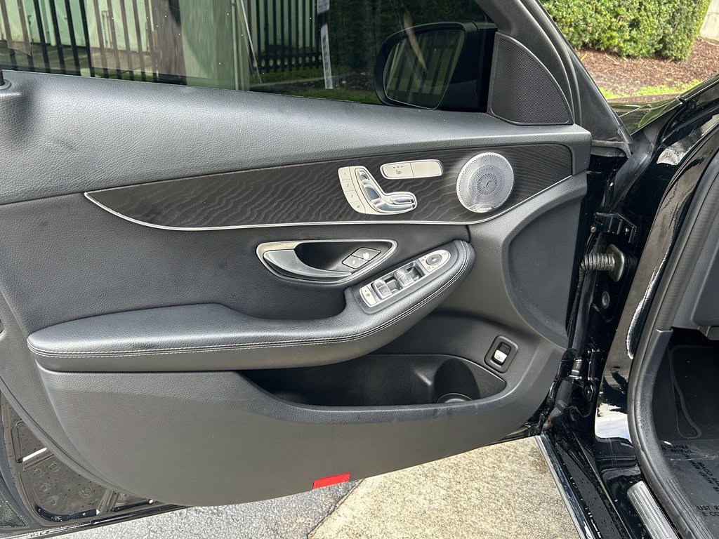 Used 2017 Mercedes-Benz C 300 4MATIC Sedan image 15