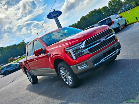 Used 2025 Ford F150 King Ranch w/ FX4 Off-Road Package AWD/4WD image 29
