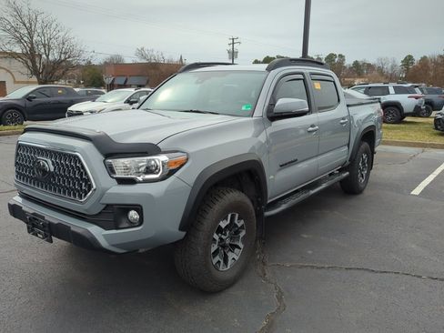 Used 2019 Toyota Tacoma TRD Off-Road w/ TRD Premium Off Road Package image 1