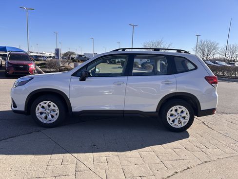 Certified 2023 Subaru Forester Base image 4