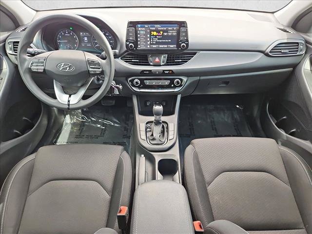 Used 2018 Hyundai Elantra GT FWD image 23