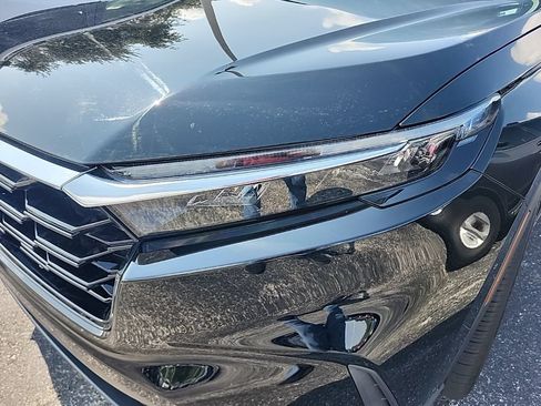 Used 2024 Honda CR-V EX-L image 11