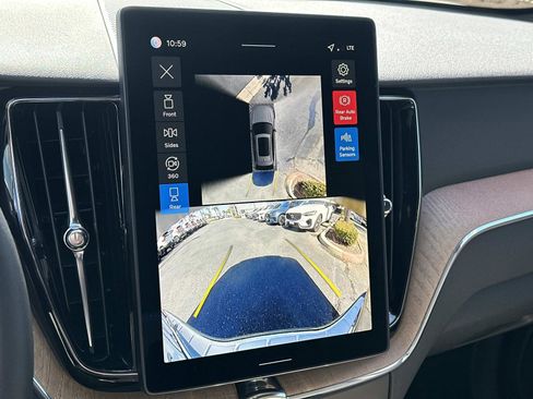 Certified 2026 Volvo XC60 B5 Plus w/ Climate Package image 13