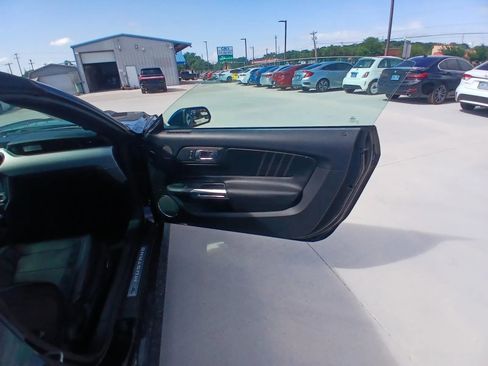 Used 2016 Ford Mustang Premium RWD image 12