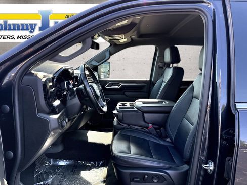 Used 2024 Chevrolet Silverado 2500 LTZ image 7