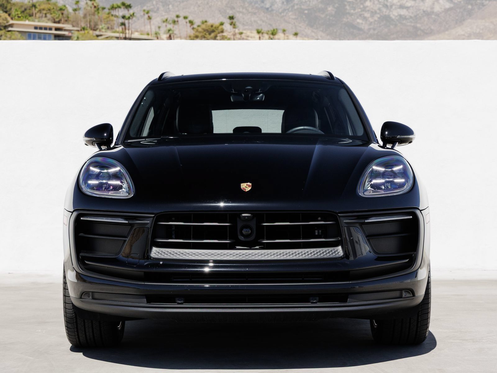 Used 2026 Porsche Macan AWD/4WD image 10