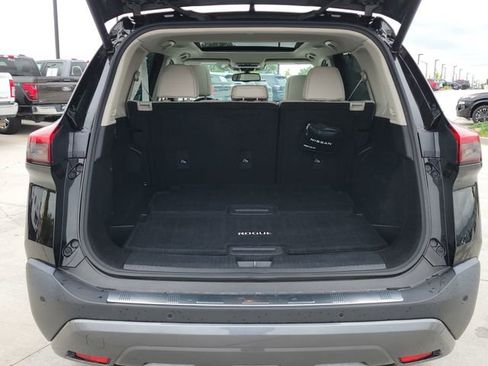 Certified 2023 Nissan Rogue SL w/ SL Premium Package AWD/4WD image 15