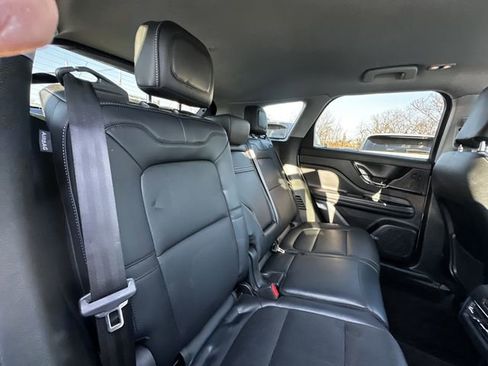 Certified 2022 Lincoln Corsair AWD w/ Equipment Group 101A image 37