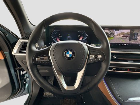 Certified 2024 BMW X5 sDrive40i w/ Premium Package image 11