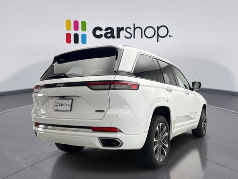 Used 2023 Jeep Grand Cherokee Overland AWD/4WD image 5