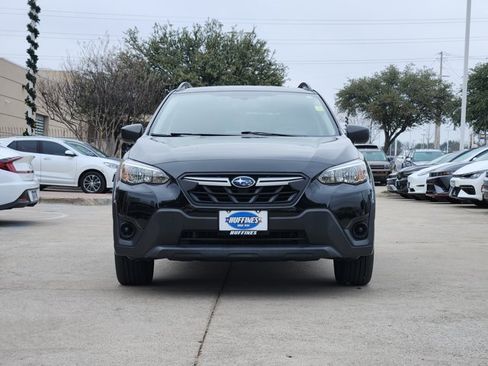 Used 2023 Subaru Crosstrek 2.0i image 2