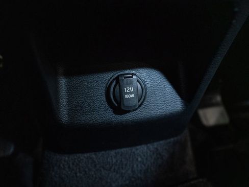 Used 2025 Kia Telluride S image 38