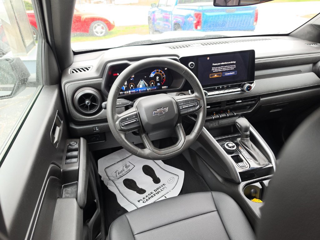 Certified 2024 Chevrolet Colorado Trail Boss w/ Advanced Trailering Package AWD/4WD image 8
