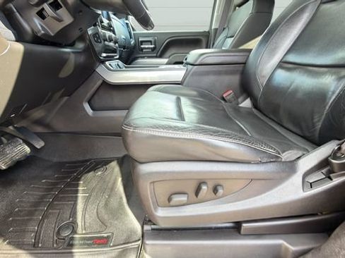 Used 2016 Chevrolet Silverado 1500 LTZ image 16