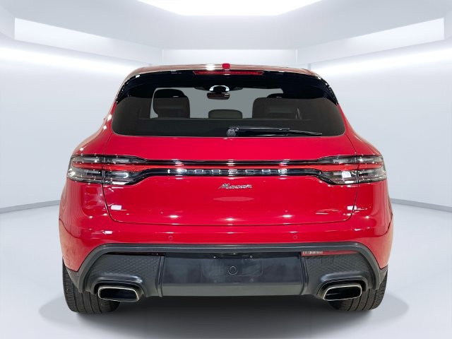 Certified 2022 Porsche Macan AWD/4WD image 6