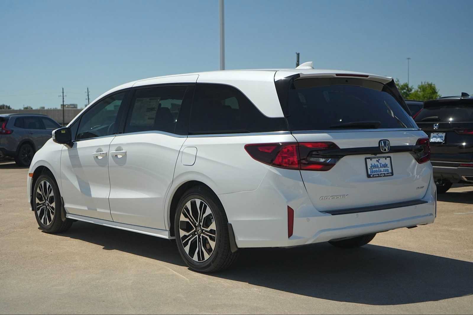 New 2027 Honda Odyssey Elite image 4