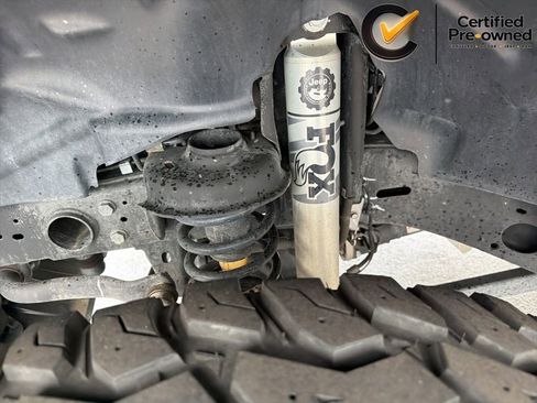 Used 2021 Jeep Gladiator Overland AWD/4WD image 19