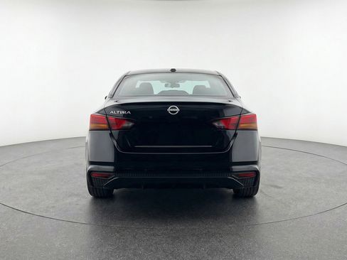Used 2025 Nissan Altima 2.5 SV image 7