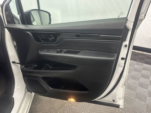 Used 2021 Honda Odyssey Elite image 16