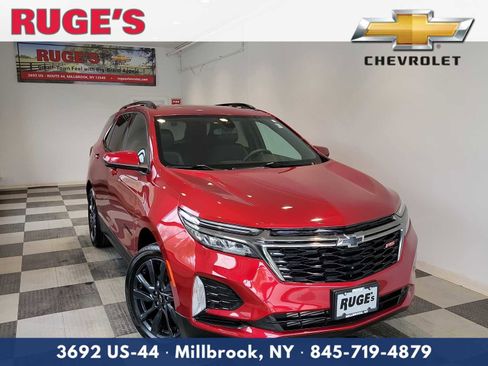 Used 2023 Chevrolet Equinox RS AWD/4WD image 1