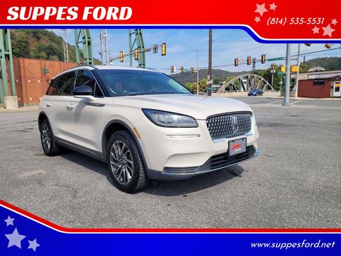 Used 2021 Lincoln Corsair Standard AWD 4dr SUV w/ Equipment Group 101A image 1