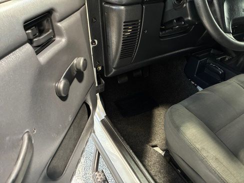 Used 2006 Jeep Wrangler Unlimited image 7