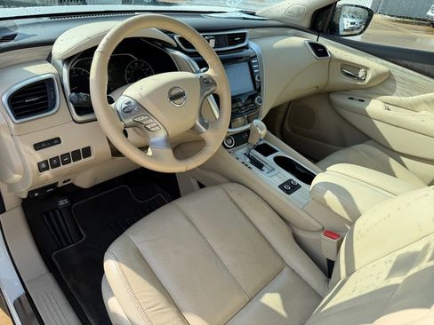 Used 2018 Nissan Murano Platinum image 11