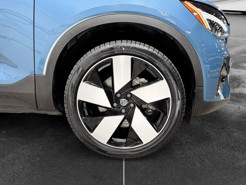 Used 2022 Volvo C40 P8 Recharge Ultimate AWD/4WD image 36