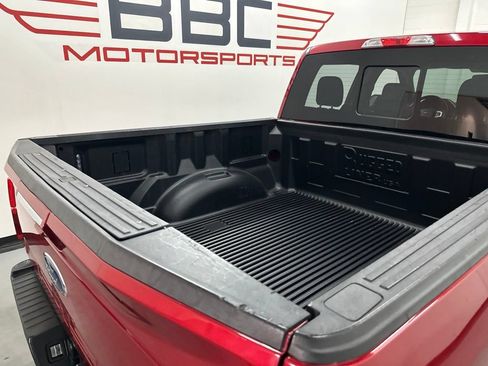 Used 2020 Ford F150 Lariat RWD image 11