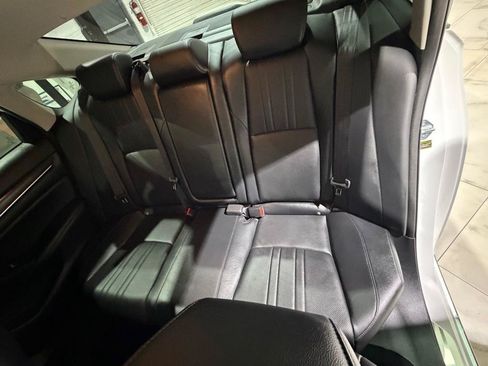 Used 2022 Honda Accord Touring image 16