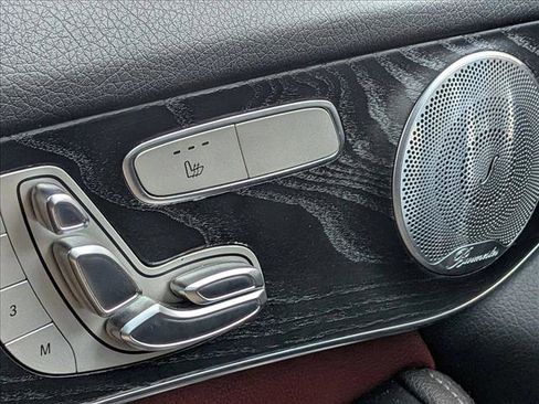 Used 2018 Mercedes-Benz GLC 300 4MATIC Coupe image 10